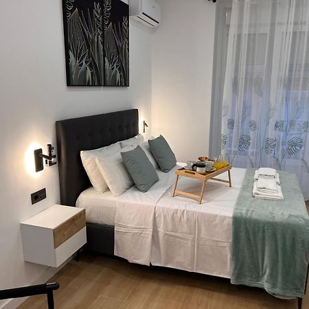 Chueca Luxury Studio Apartment Madrid Bagian luar foto