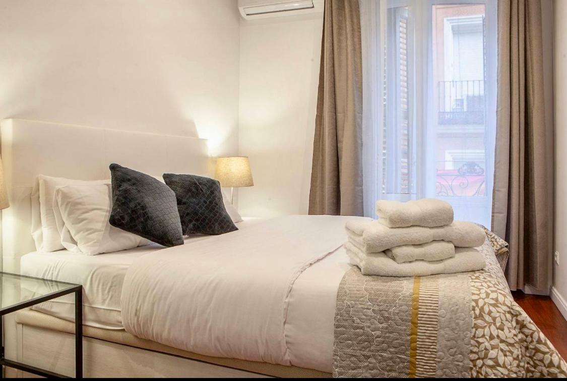 Chueca Luxury Studio Apartment Madrid Bagian luar foto